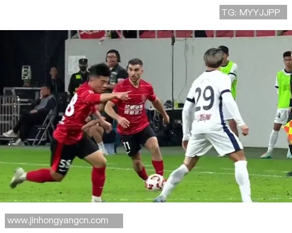 成都足球队心理素质引发热议球迷与专家各执己见探讨球队表现